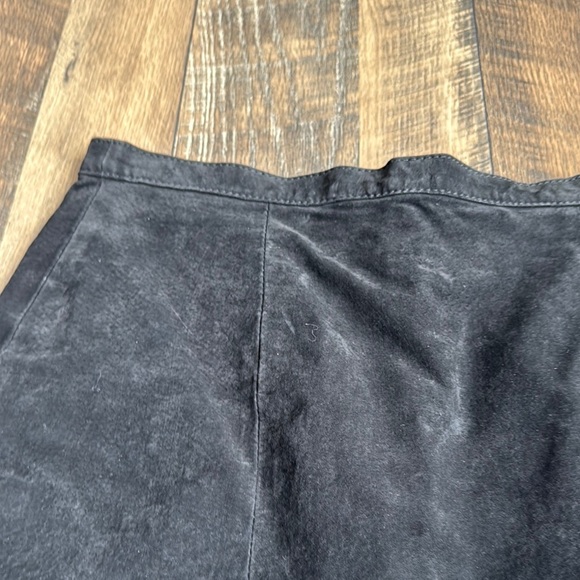 VINTAGE WATER COLLECTION l Size 11 Leather Elegant Black Skirt - Picture 3 of 7